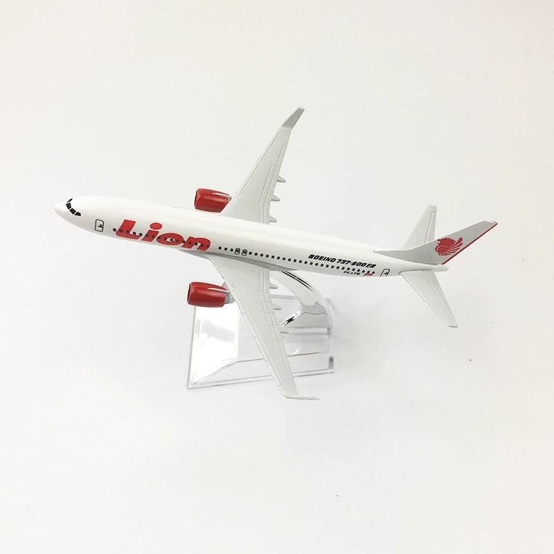 Model Pesawat Lion Air B737 16 - Kids Toys Supplier ulasan dan harga